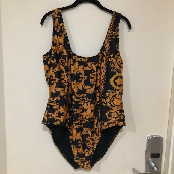 Boohoo Navy & Gold Print One Piece Swimsuit Size 18 - Picture 1 of 6